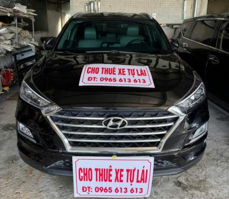 Thuê xe tự lái Tucson3